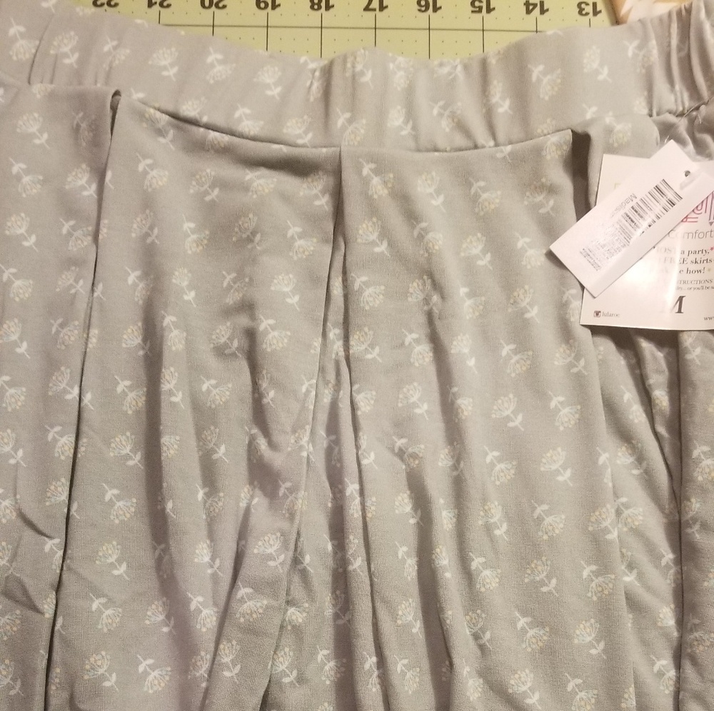 NWT Medium Lularoe Madison